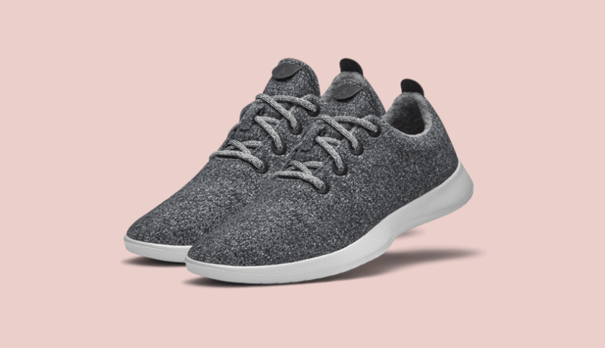 Running shoes from china